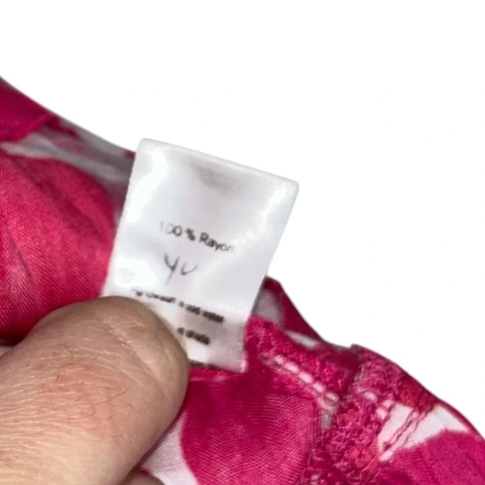 TIARE HAWAII OLIVIA Mini SKIRT in Fiji Flowers Pink Smocked Waistband XS/S